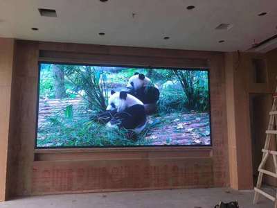科技點亮旅途 P3LED超清大屏幕助力車站候車廳服務升級
